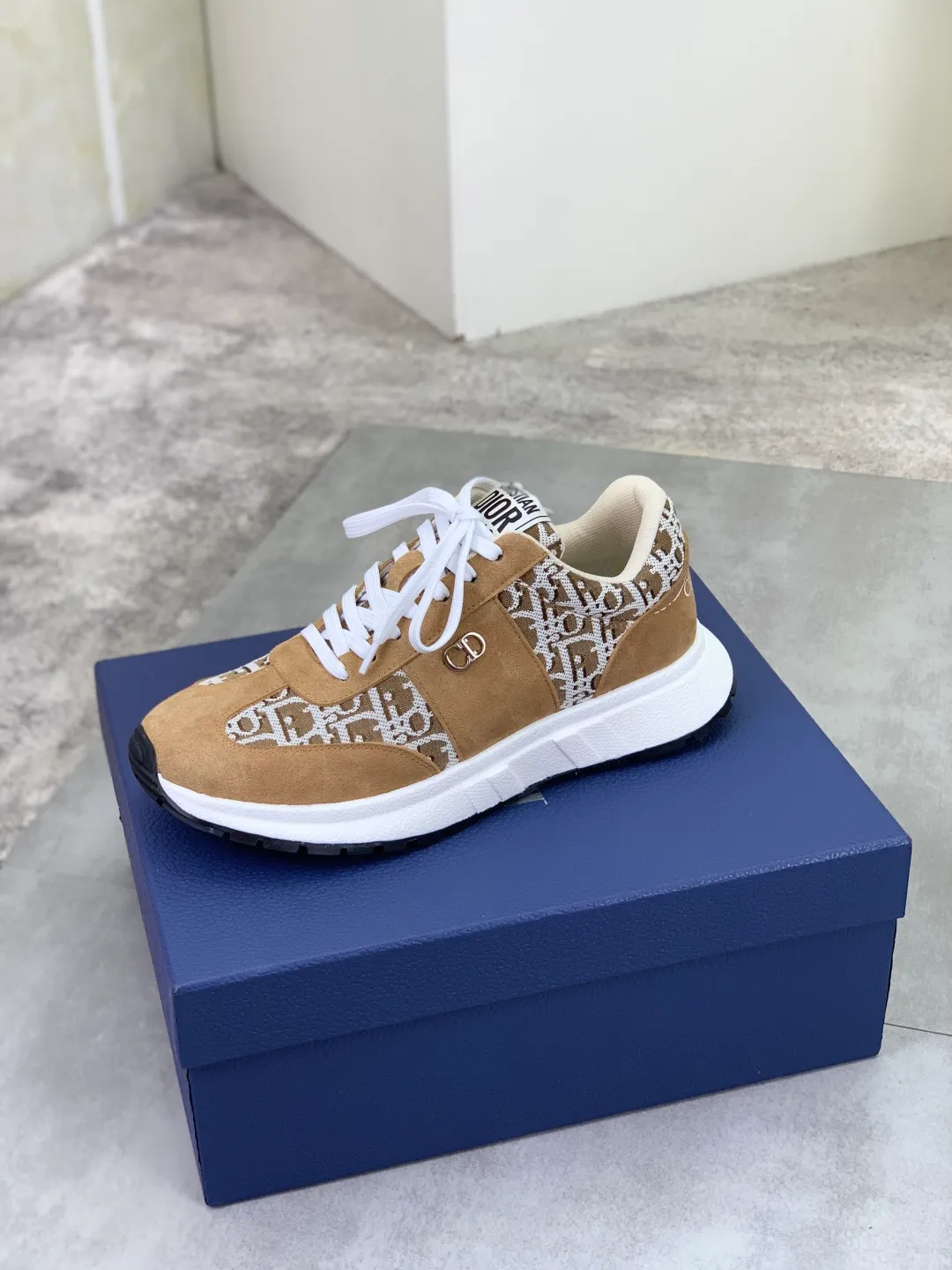 Men's Men's Shoes💰P440💰[New Style]🆘[Dior] 2025 Dior Original Lace-up Low-top Men's Shoes Classic casual shoes 🔥This model is the official classic model, with high quality and made by famous original designers. It is made of high-quality cowhide with original materials➕comfortable and breathable mesh lining➕pigskin insole. The perfect last shape and generous and fashionable design have attracted many consumers and are suitable for drivers to drive🚗. What you want is the best quality in the market. Color: seven colors. Code number: 38--44 (45 46 customized)